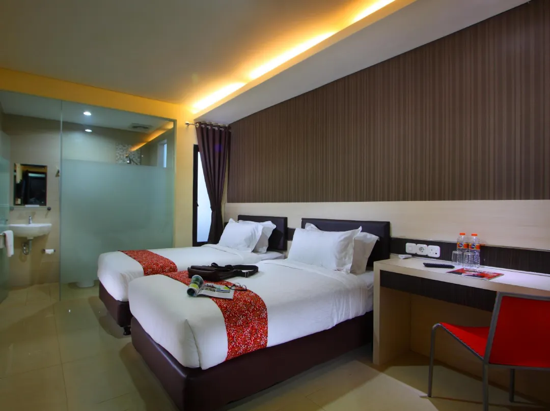 Sumi Hotel Simpang Lima Semarang - Semarang
