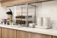 Residence Inn Toledo West - breakfast