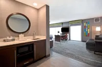 Hampton Inn & Suites Las Vegas Convention Center Các khách sạn ở East of the Las Vegas Strip