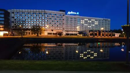 Radisson Blu Hotel & Spa, Daugava Riga Отели в г. Рига