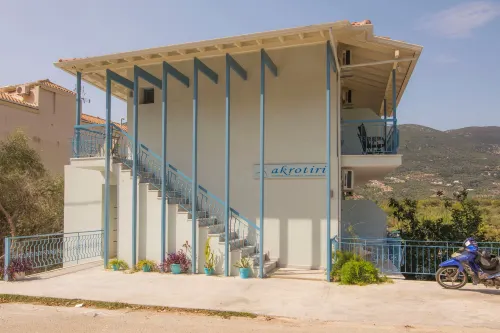 Akrotiri Lefkada Hotels in Apollonii
