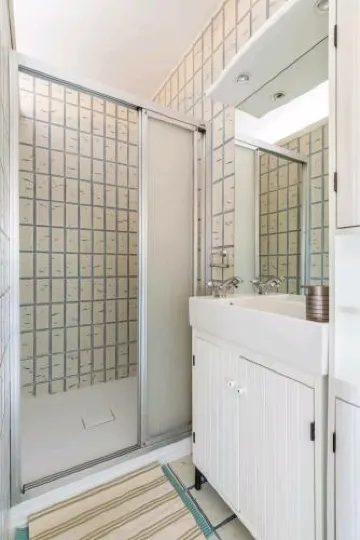 Cosy Studio close to Bruxelles South Charleroi Airport - Housity