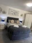 Hayy Studios Comfortable Stays in Deighton Hotel a Lepton