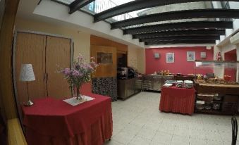 Somriu Hotel City M28