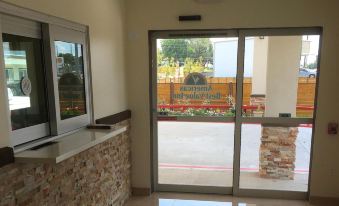 Americas Inn & Suites IAH North