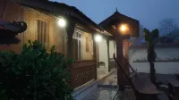 Paseban Jati (Oke) Hotels in Pandanrejo