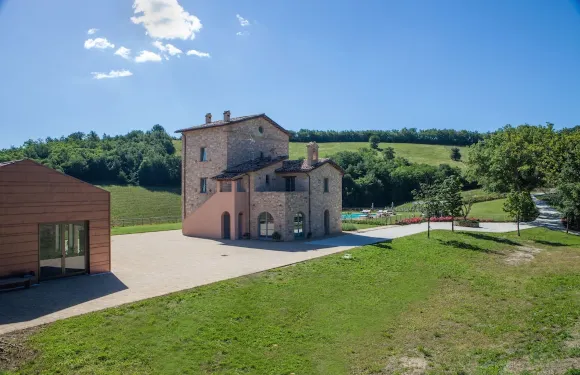 科爾泰卡希尼科勒農莊酒店