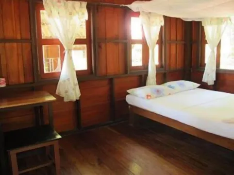 สแตนดาร์ดบังกะโล