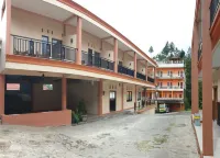 Hollymoon Sekar Ayu Hotel Hotels in Bojong