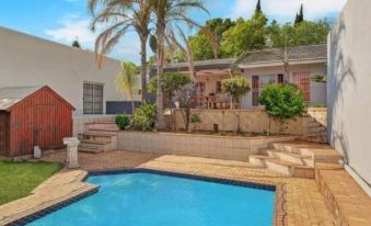 Red Dot Lodge - Housity