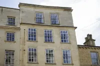 Dream Stays Bath - Beau Street Apartments Hotels in 