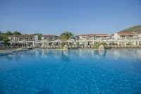 Golden Coast Hotel & Bungalows - All Inclusive