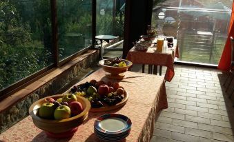 Villa Mola Bed and Breakfast