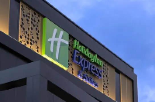 Holiday Inn Express & Suites DEVENTER by IHG Hotel di 