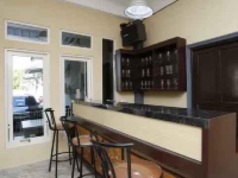 Putra Kahayan Hotel Hotels in Menteng