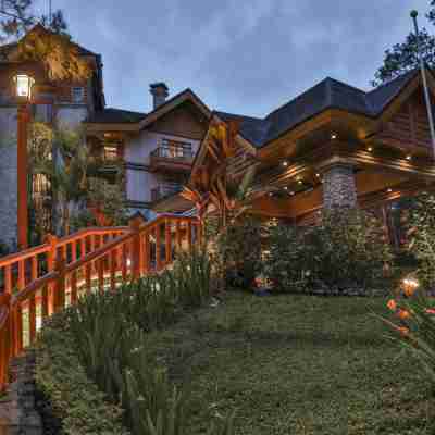 The Manor at Camp John Hay Hotel Exterior