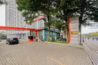RedLiving Apartemen Easton Park Jatinangor - Rajes Room - piscina