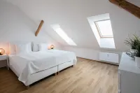 Pytloun Apartments Liberec Hotels near Globus Hypermarket a Restaurace