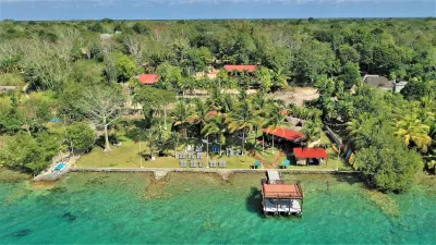 Coras Place Bacalar Lagoon Front Các khách sạn ở Bacalar Municipality