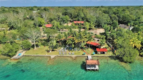 Coras Place Bacalar Lagoon Front Отели в г. Bacalar Municipality