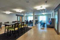 Holiday Inn Express & Suites BIRMINGHAM SOUTH - PELHAM by IHG - Breakfast
