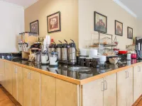 Ramada by Wyndham Elizabethtown - breakfast