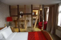 Zur Ewigen Lampe Romantisches Landhotel & Restaurant Hotels in Kreuzau