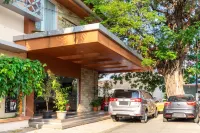 RedDoorz Plus Syariah Near Java Supermall Semarang 2 Hôtels à : East Semarang