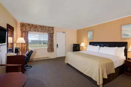 Howard Johnson by Wyndham Woodstock NB