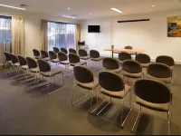 Quest Glen Waverley فنادق في Notting Hill