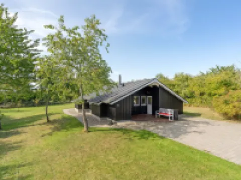 "Gram" - 450m from the Sea