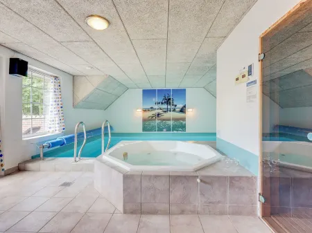 "Friederk" - 12km from the Sea Отели в г. Варде