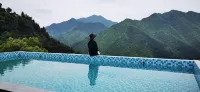 Yisu Yuntai Juzhu B&B (Qianjiangyuan National Park Taihuishan Observation Deck) - Pools