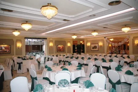 Hotel Galaico Отели в г. Альпедрете