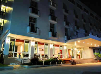 Phaiboonplace Hotel