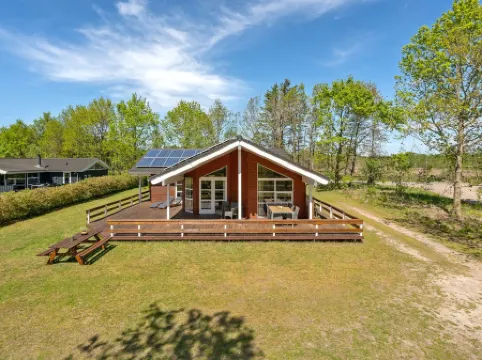 "Ebbi" - 36km from the Sea