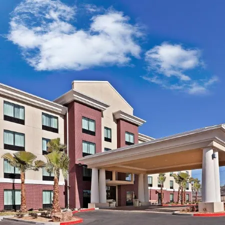 Holiday Inn Express & Suites EL PASO AIRPORT by IHG
