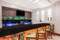 Wyndham Garden San Jose Escazu - Bar