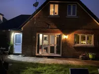 Beautiful 1-Bed Studio in Uxbridge London Hotels in der Nähe von Hillingdon Hospital