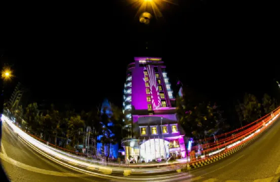 亞的斯藍寶石酒店 鄰近聖喬治大教堂的酒店