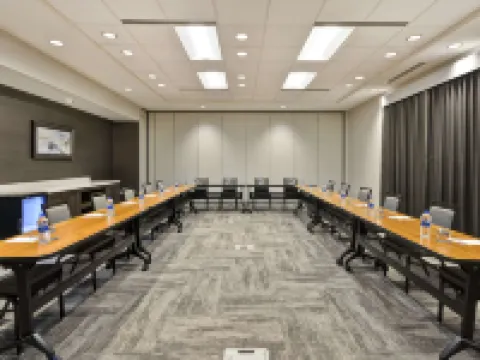 Hyatt Place Fresno Hotels in Fresno