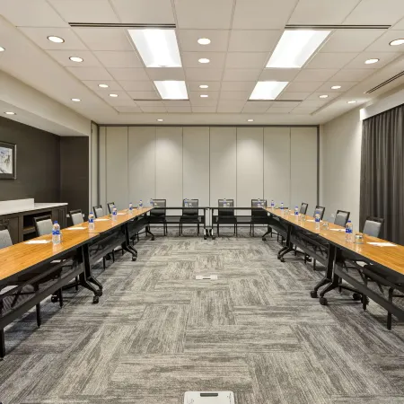 Hyatt Place Fresno