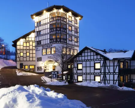 Ferienpark Neuastenberg GmbH & Co. KG Hotels in Winterberg