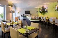 Best Western Plus Richelieu - breakfast