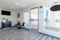 Motel 6 Barstow, CA - Route 66