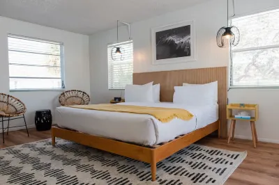 Seaspray Surf Lodge