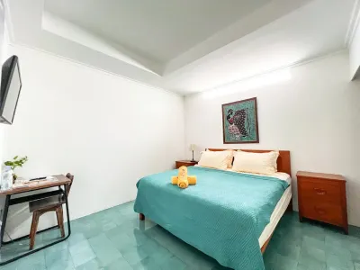 Ndalem Sardan Guesthouse Hotels near Central Museum of the Air Force Dirgantara Mandala