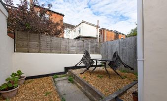 Modern Studio Apartments in Castle St