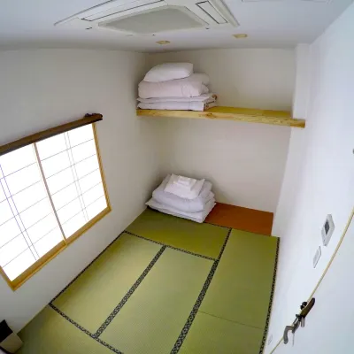 Hiroshima GuestHouse EN 요코가와역 주변 호텔