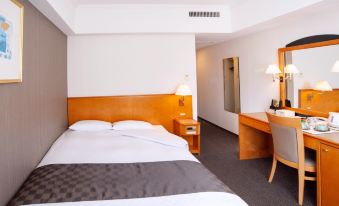 Jr Hotel Clement Uwajima